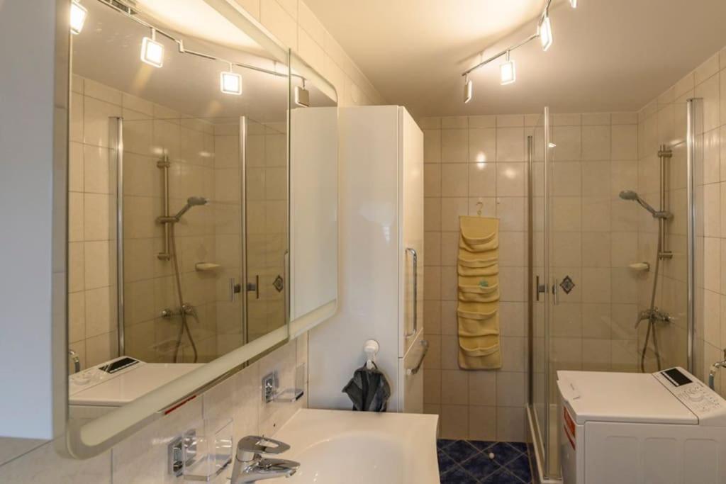 Family Apartment バート・ゴイーザーン エクステリア 写真